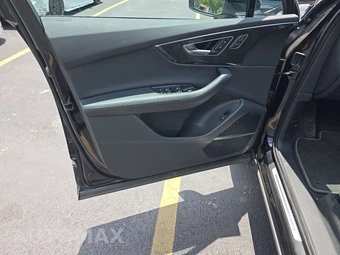 2025 Audi Q7 Premium Plus 55 TFSI - miniatura 9