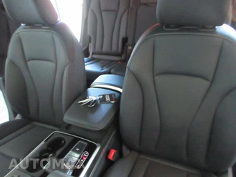 2025 Audi Q7 Premium Plus 55 TFSI - miniatura 17