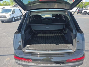 2025 Audi Q7 Prestige 55 TFSI - miniatura 11