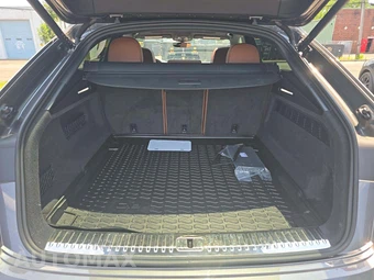 2025 Audi Q8 Premium 55 TFSI – miniatura 11