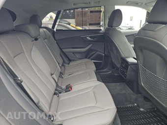 2025 Audi Q8 Premium Plus 55 TFSI – miniatura 16
