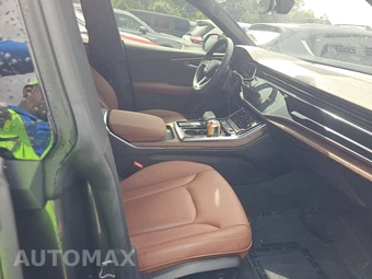2025 Audi Q8 Premium Plus 55 TFSI - miniatura 8