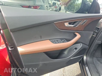 2025 Audi Q8 Premium Plus 55 TFSI - miniatura 9