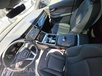 2025 Audi Q8 Premium Plus 55 TFSI – miniatura 8