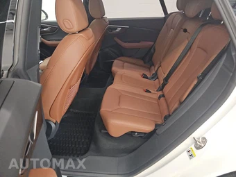 2025 Audi Q8 Premium Plus 55 TFSI – miniatura 13