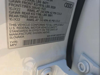 2025 Audi Q8 Premium Plus 55 TFSI – miniatura 2