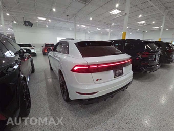 2025 Audi Q8 Premium Plus 55 TFSI – miniatura 2