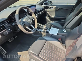 2025 Audi RS 5 Sportback Hatchback - miniatura 13