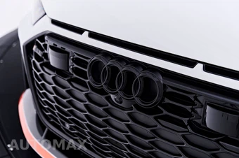 2025 Audi RS 6 Avant - miniatura 32