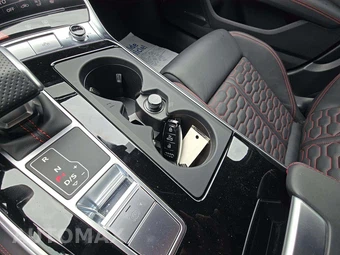 2025 Audi RS 6 Avant - miniatura 8