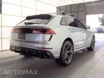2025 Audi RS Q8 performance – miniatura 4