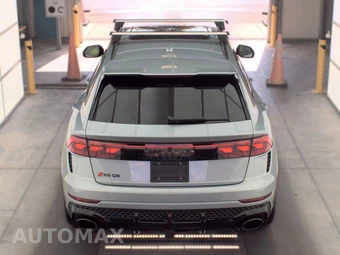 2025 Audi RS Q8 performance – miniatura 5