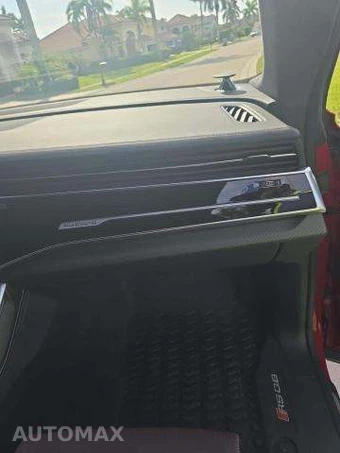 2025 Audi RS Q8 performance – miniatura 20