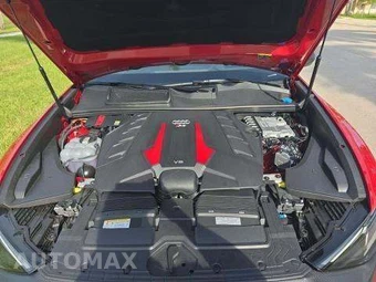 2025 Audi RS Q8 performance – miniatura 22