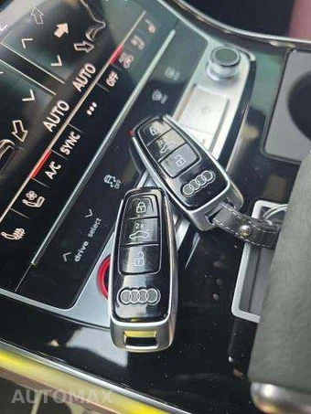 2025 Audi RS Q8 performance – miniatura 9