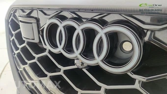 2025 Audi RS Q8 performance – miniatura 16