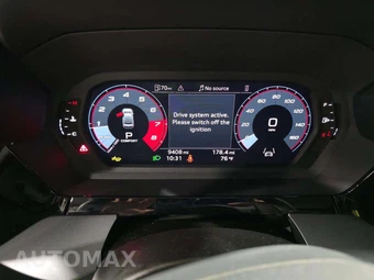2025 Audi S3 Sedan Premium Plus – miniatura 9