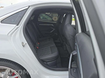 2025 Audi S3 Sedan Premium Plus – miniatura 16
