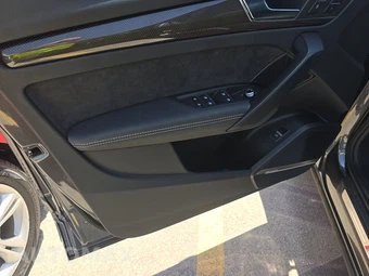 2025 Audi SQ5 Sportback Premium Plus – miniatura 9