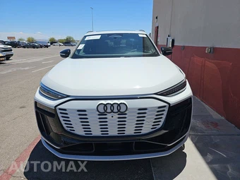 2025 Audi SQ6 e-tron Premium Plus – miniatura 2