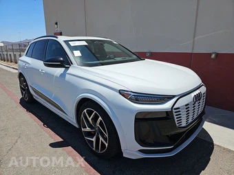 2025 Audi SQ6 e-tron Premium Plus – miniatura 3