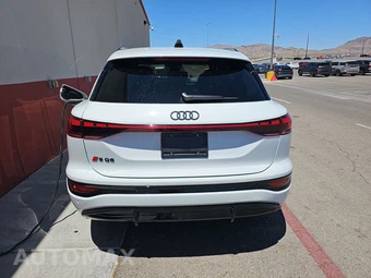 2025 Audi SQ6 e-tron Premium Plus – miniatura 5