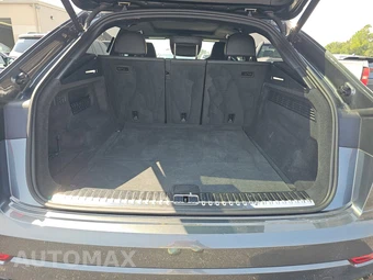 2025 Audi SQ8 Premium Plus – miniatura 17