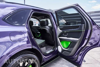 2025 Bentley Bentayga S Black Edition V8 - miniatura 27