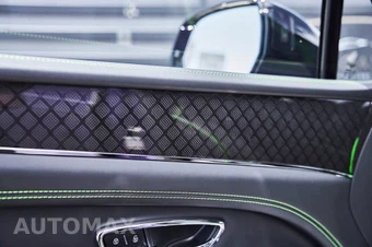 2025 Bentley Bentayga S Black Edition V8 - miniatura 34