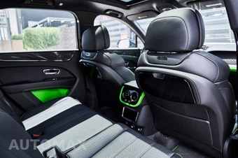 2025 Bentley Bentayga S Black Edition V8 - miniatura 43