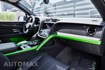 2025 Bentley Bentayga S Black Edition V8 - miniatura 44