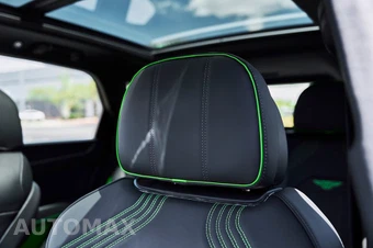 2025 Bentley Bentayga S Black Edition V8 - miniatura 50