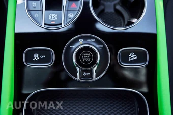 2025 Bentley Bentayga S Black Edition V8 - miniatura 73