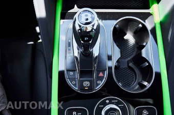 2025 Bentley Bentayga S Black Edition V8 - miniatura 74