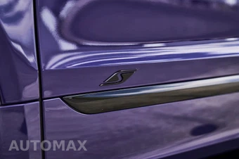 2025 Bentley Bentayga S Black Edition V8 - miniatura 9