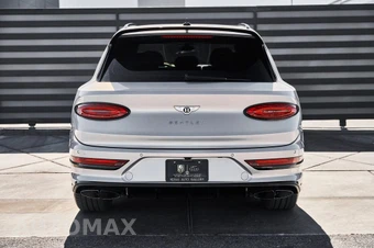 2025 Bentley Bentayga S V8 - miniatura 16
