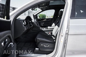 2025 Bentley Bentayga S V8 - miniatura 31