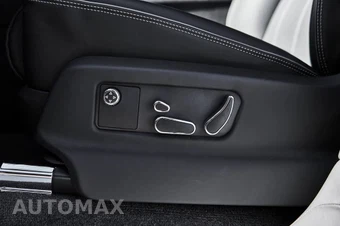2025 Bentley Bentayga S V8 - miniatura 36