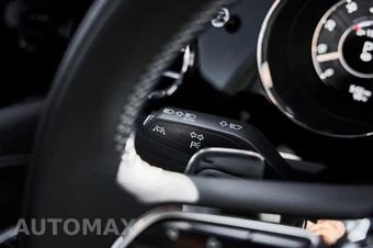 2025 Bentley Bentayga S V8 - miniatura 59