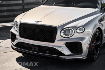 2025 Bentley Bentayga S V8 - miniatura 6