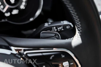 2025 Bentley Bentayga S V8 - miniatura 62