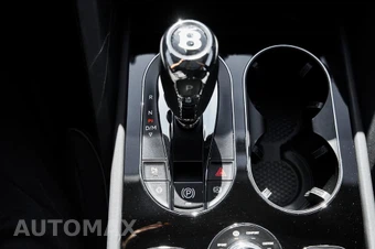 2025 Bentley Bentayga S V8 - miniatura 68