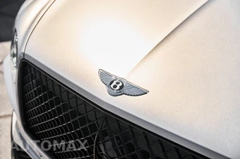 2025 Bentley Bentayga S V8 - miniatura 7