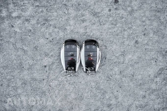 2025 Bentley Bentayga S V8 - miniatura 84