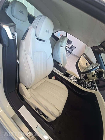 2025 Bentley Continental GTC Black Edition - miniatura 15