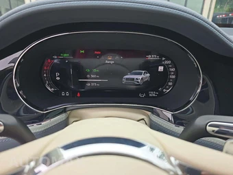 2025 Bentley Flying Spur Mulliner V8 Hybrid - miniatura 6