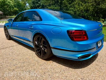 2025 Bentley Flying Spur Speed V8 Hybrid - miniatura 3