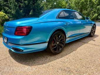 2025 Bentley Flying Spur Speed V8 Hybrid - miniatura 4
