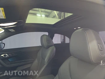 2025 BMW 2 Series Coupe M240i xDrive - miniatura 17