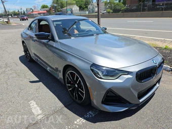 2025 BMW 2 Series Coupe M240i xDrive - miniatura 4